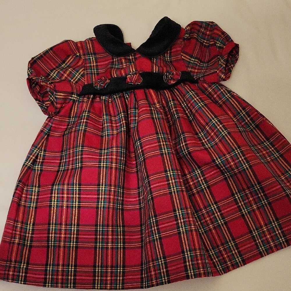 Starting Out Red Plaid Dress with Black Collar Size 9M